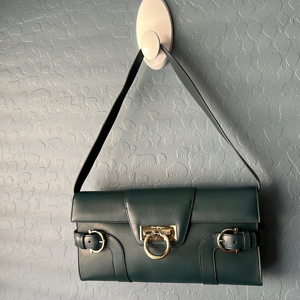 Vintage Salvatore Ferragamo shoulder bag